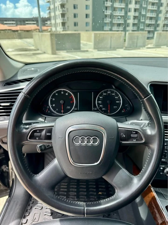 2012 Audi 8R Q5 - Image 4 of 10