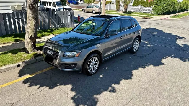 2012 Audi Q5 2.0T Quattro Premium