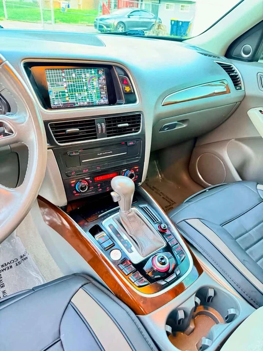 2012 Audi 8R Q5 - Image 8 of 18