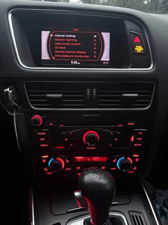 2012 Audi 8R Q5 - Image 9 of 10