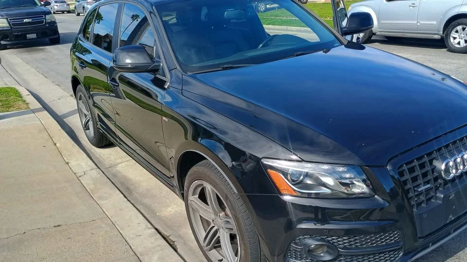 2012 Audi 8R Q5 - Image 2 of 12