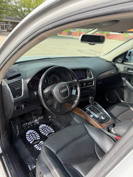 2012 Audi 8R Q5 - Image 10 of 13