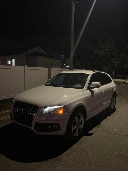 2012 Audi 8R Q5 - Image 2 of 14