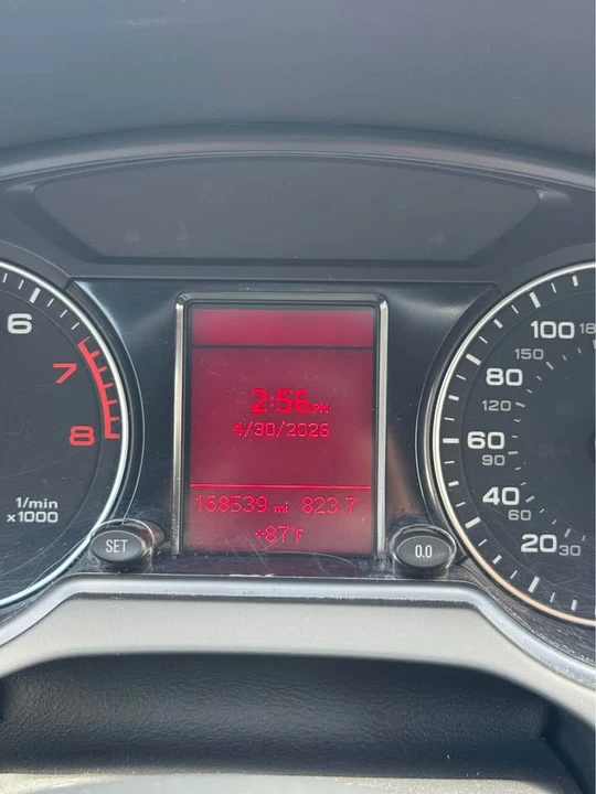 2012 Audi 8R Q5 - Image 8 of 11