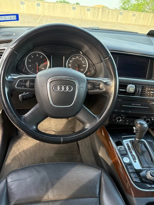 2012 Audi 8R Q5 - Image 11 of 20