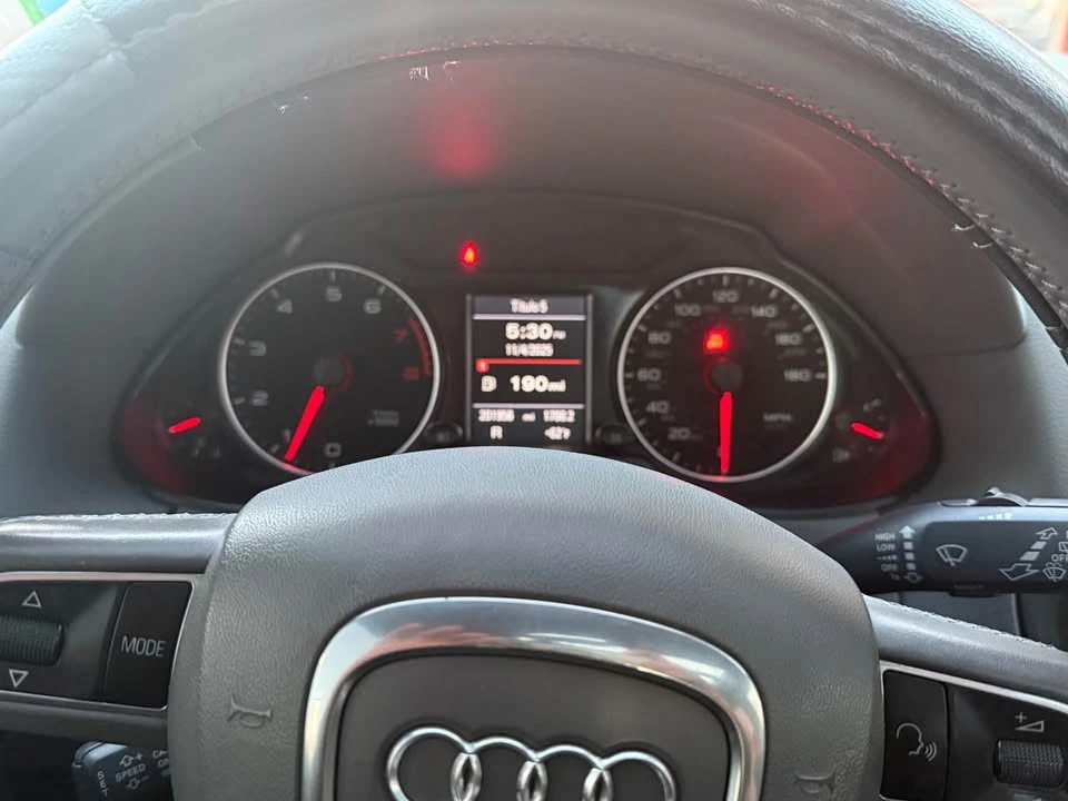 2012 Audi 8R Q5 - Image 11 of 13
