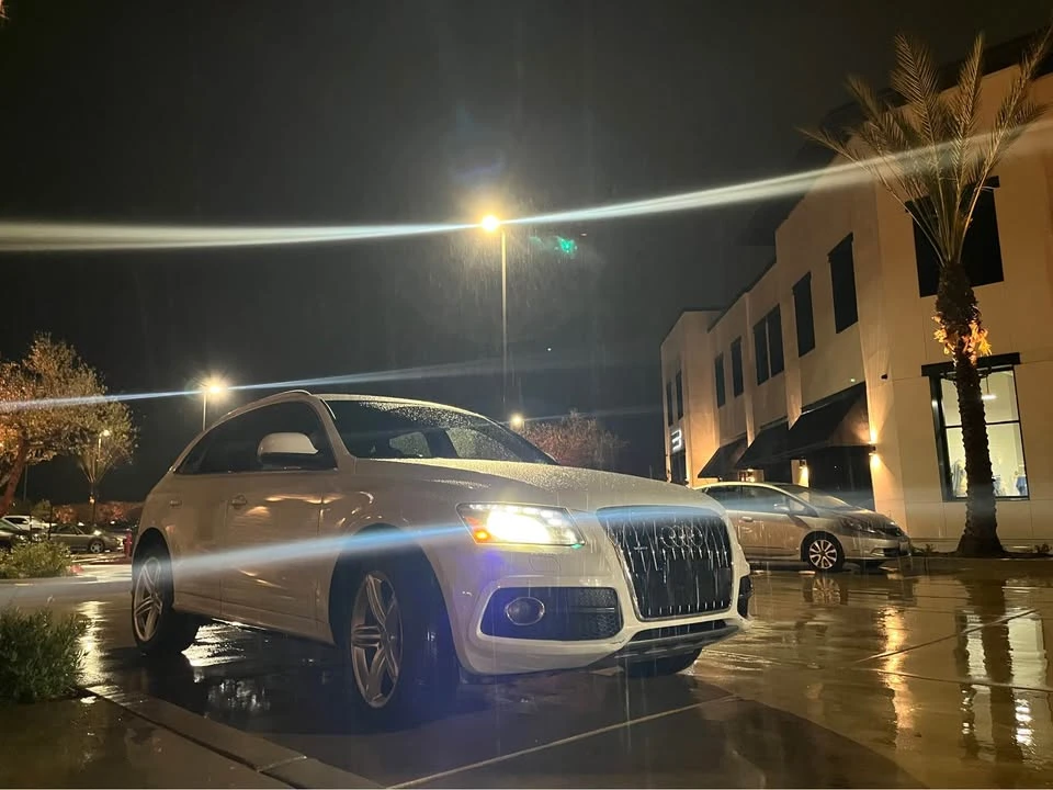 2012 Audi 8R Q5 - Image 2 of 11