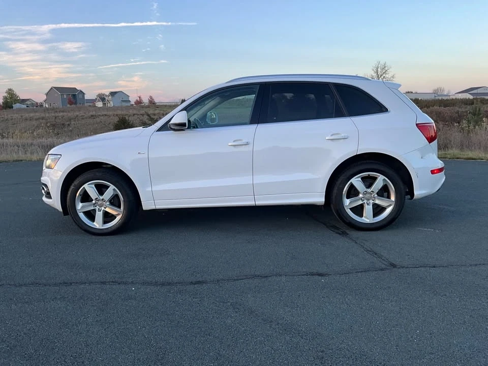 2012 Audi 8R Q5 - Image 2 of 20