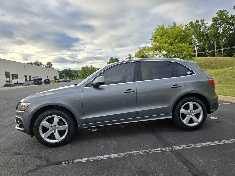 2012 Audi 8R Q5 - Image 2 of 17