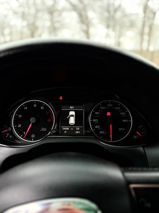 2012 Audi 8R Q5 - Image 10 of 16