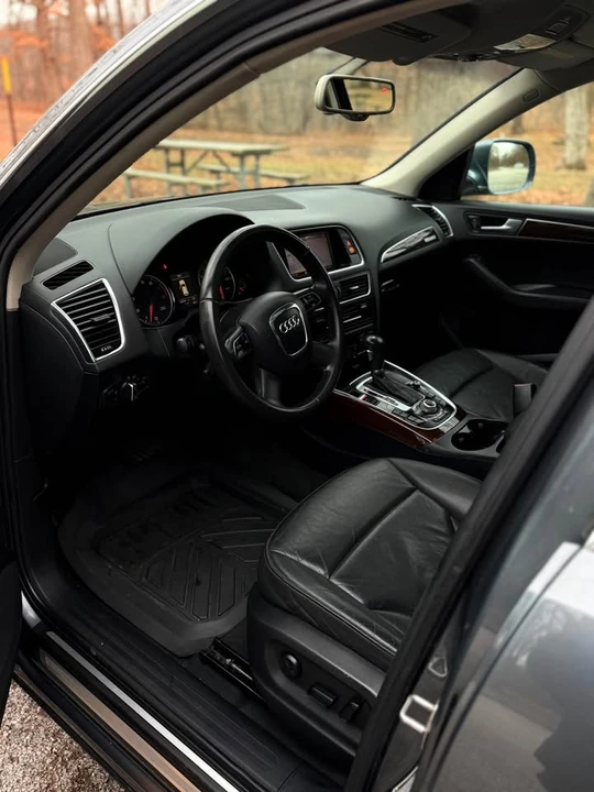 2012 Audi 8R Q5 - Image 9 of 16
