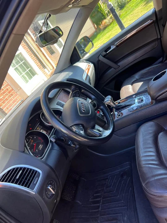 2012 Audi 4L Q7 - Image 2 of 11