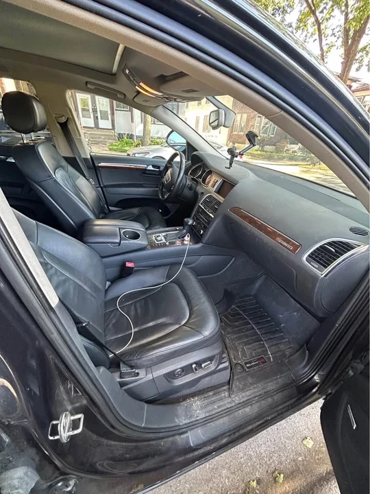 2012 Audi 4L Q7 - Image 2 of 10