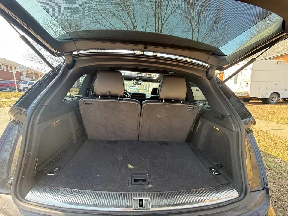 2012 Audi 4L Q7 - Image 2 of 13