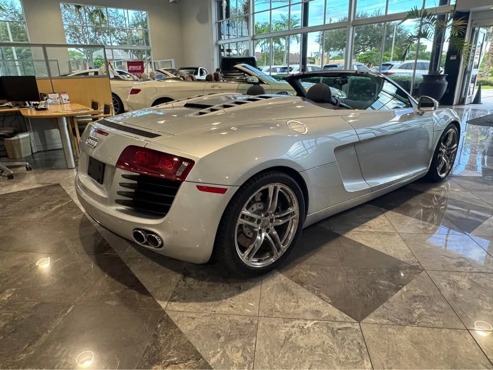 2012 Audi 42 R8 - Image 4 of 6
