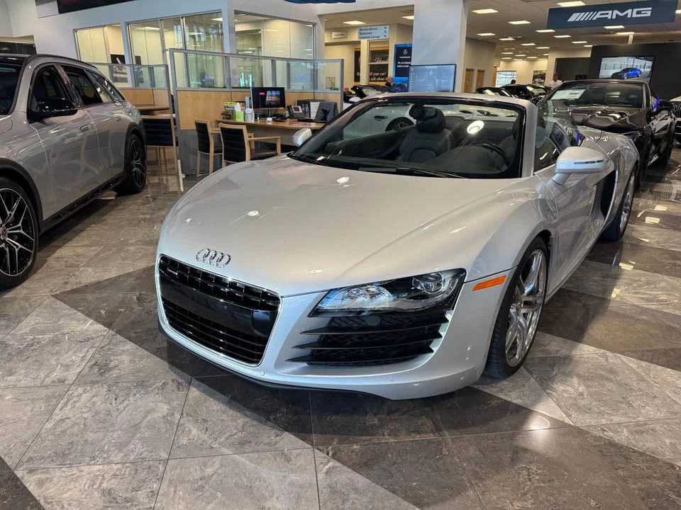 2012 Audi 42 R8 - Image 6 of 6