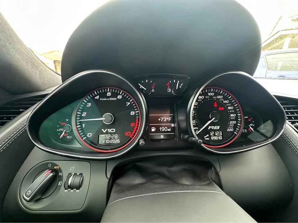 2012 Audi 42 R8 - Image 8 of 11