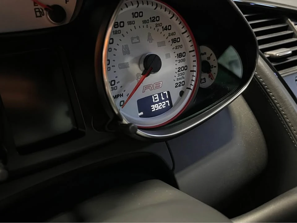 2012 Audi 42 R8 - Image 3 of 7