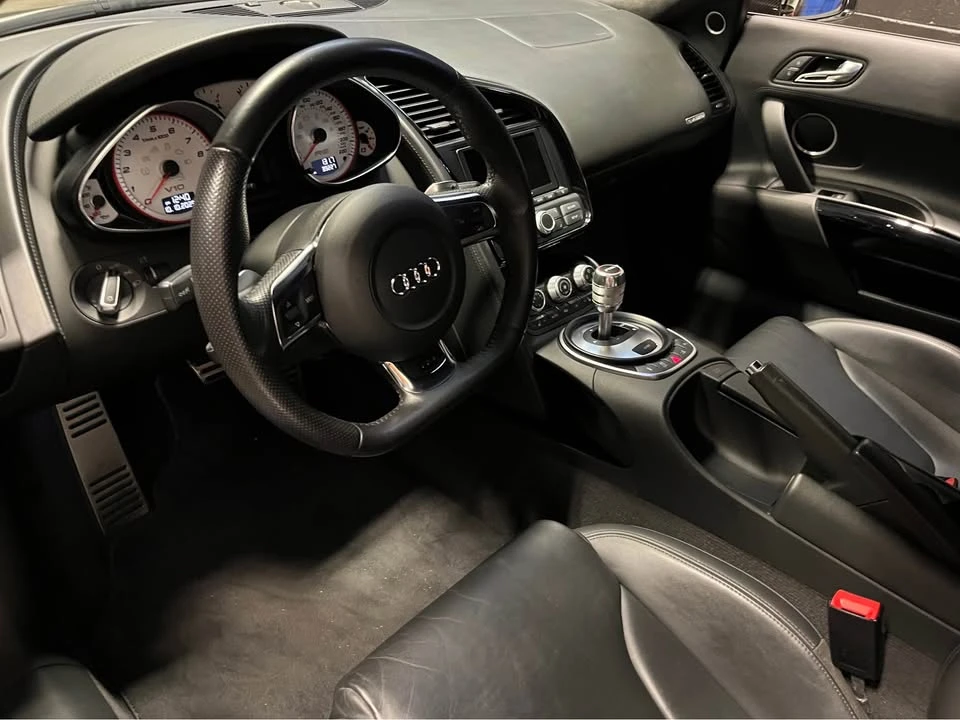2012 Audi 42 R8 - Image 2 of 7