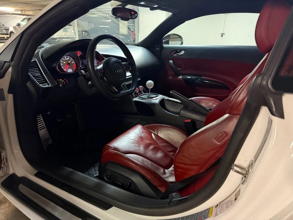 2012 Audi 42 R8 - Image 7 of 7