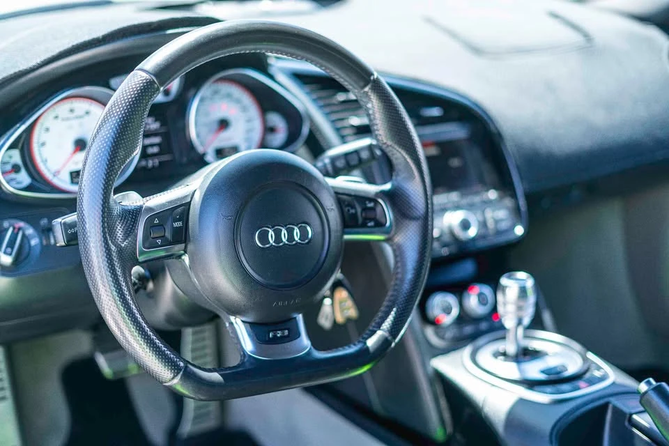 2012 Audi 42 R8 - Image 4 of 8