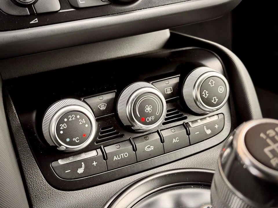 2012 Audi 42 R8 - Image 16 of 20