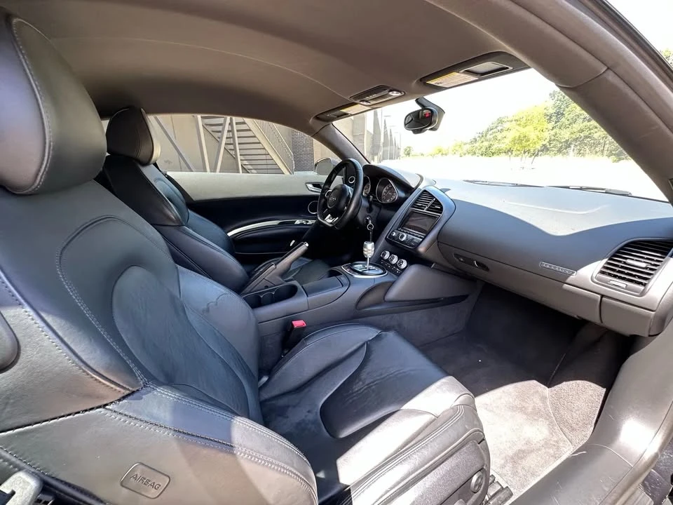 2012 Audi 42 R8 - Image 7 of 11