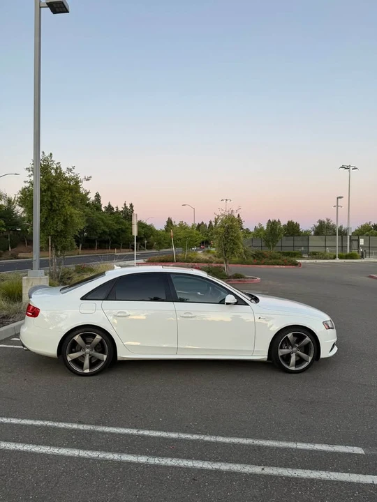 2012 Audi B8 S4 - Image 8 of 15
