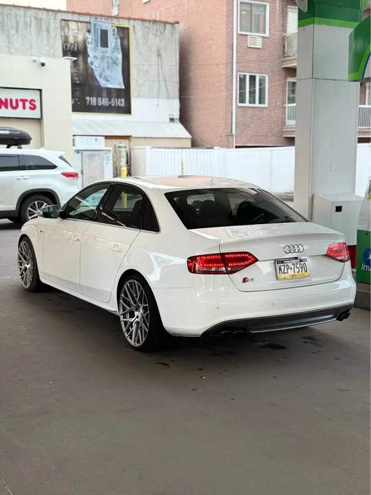 2012 Audi B8 S4 - Image 4 of 16