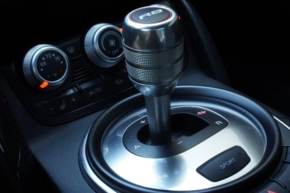 2012 Audi 42 R8 - Image 14 of 20