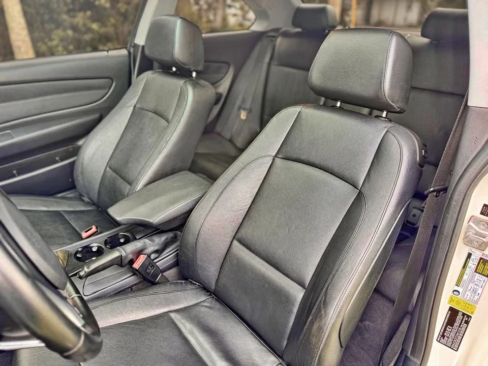 2012 BMW E82 135i & 135is - Image 15 of 18