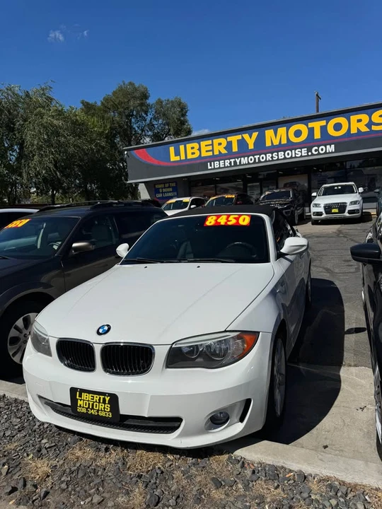 2012 BMW E81/E82/E88 1 Series - Image 2 of 5