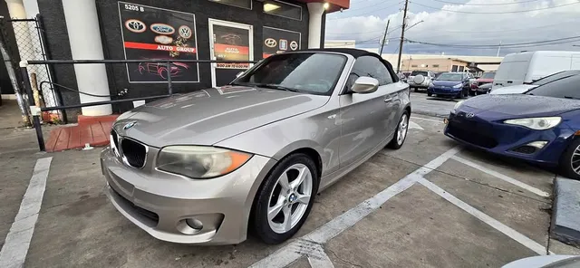 2012 BMW 1 Series 128i Convertible 2D