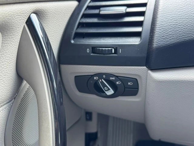 2012 BMW E81/E82/E88 1 Series - Image 31 of 31