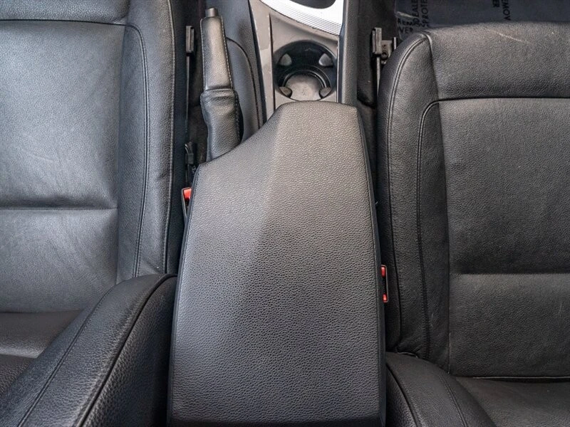 2012 BMW E81/E82/E88 1 Series - Image 17 of 21