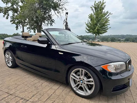 2012 BMW 1 Series 135i Convertible 2D
