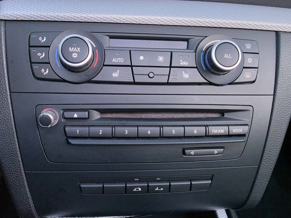 2012 BMW E81/E82/E88 1 Series - Image 18 of 19