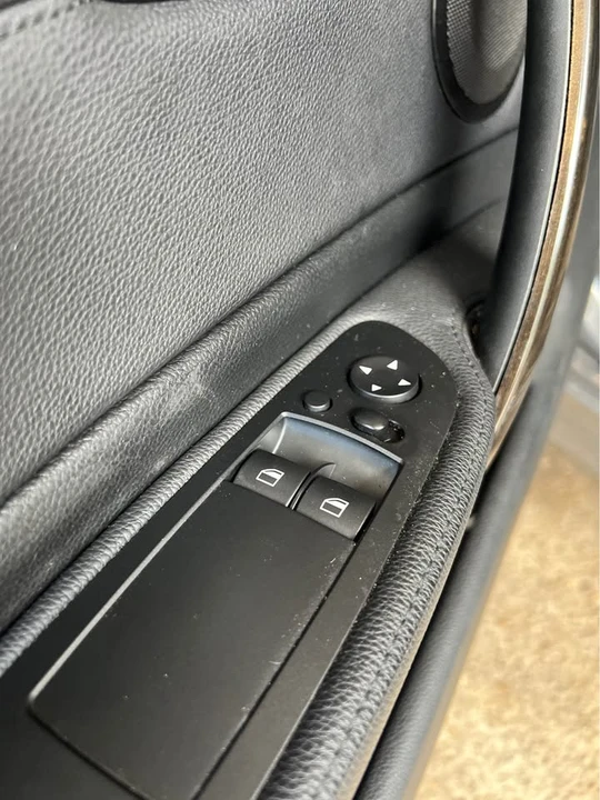 2012 BMW E82 135i & 135is - Image 19 of 20