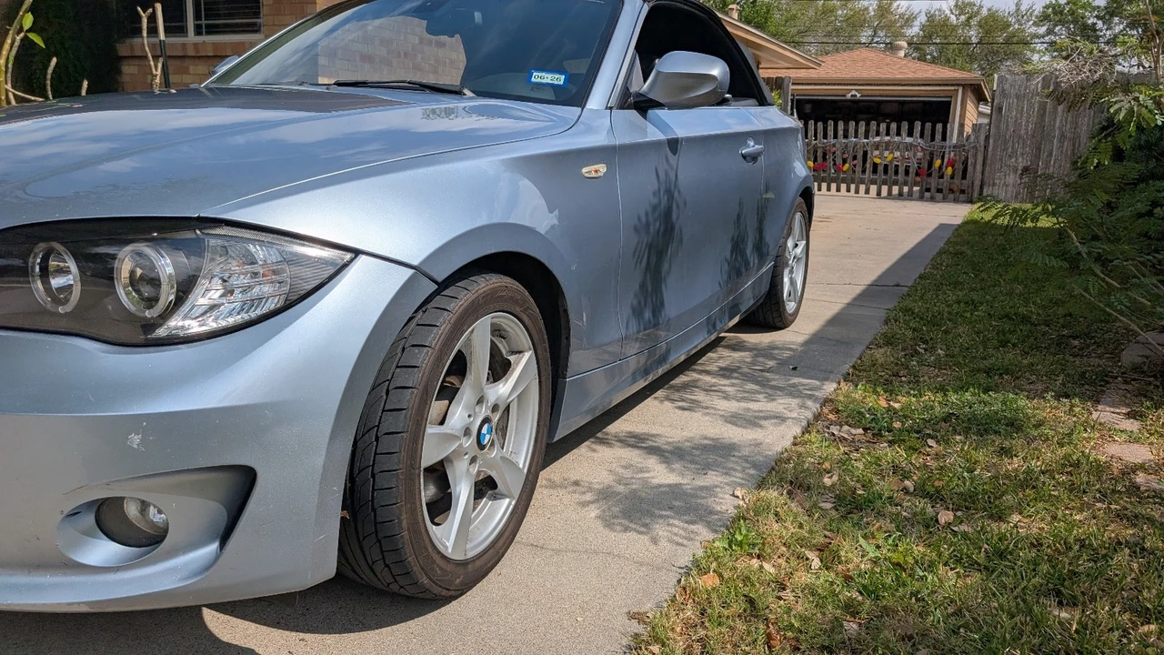 2012 BMW 1 Series - Image 2 of 9