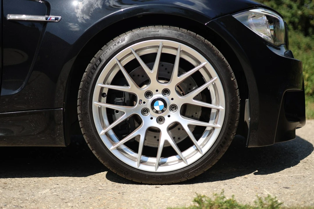 2012 BMW 1M - Image 14 of 30
