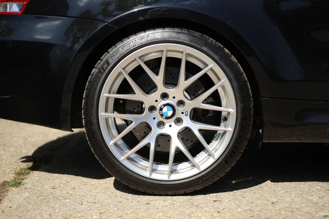 2012 BMW 1M - Image 15 of 30