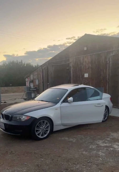 2012 BMW 1M - Image 2 of 3