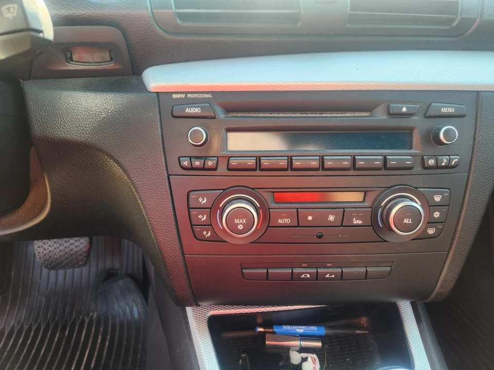 2012 BMW 1 Series - Image 8 of 9