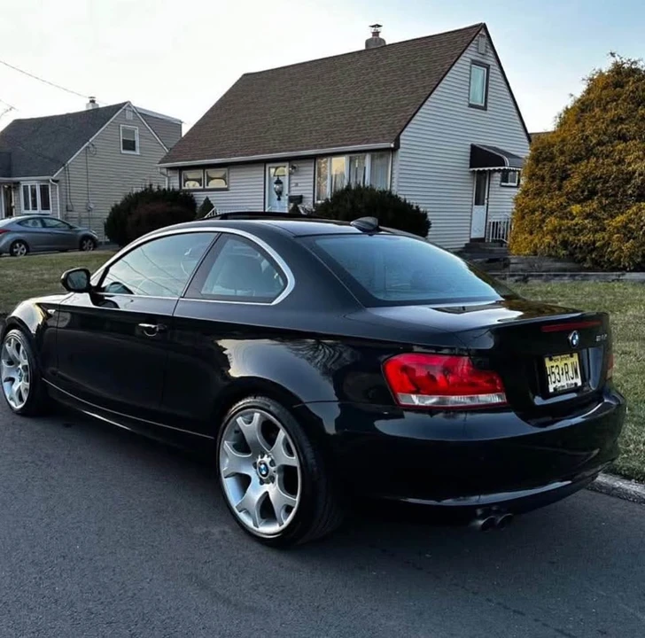 2012 BMW E81/E82/E88 1 Series - Image 2 of 4