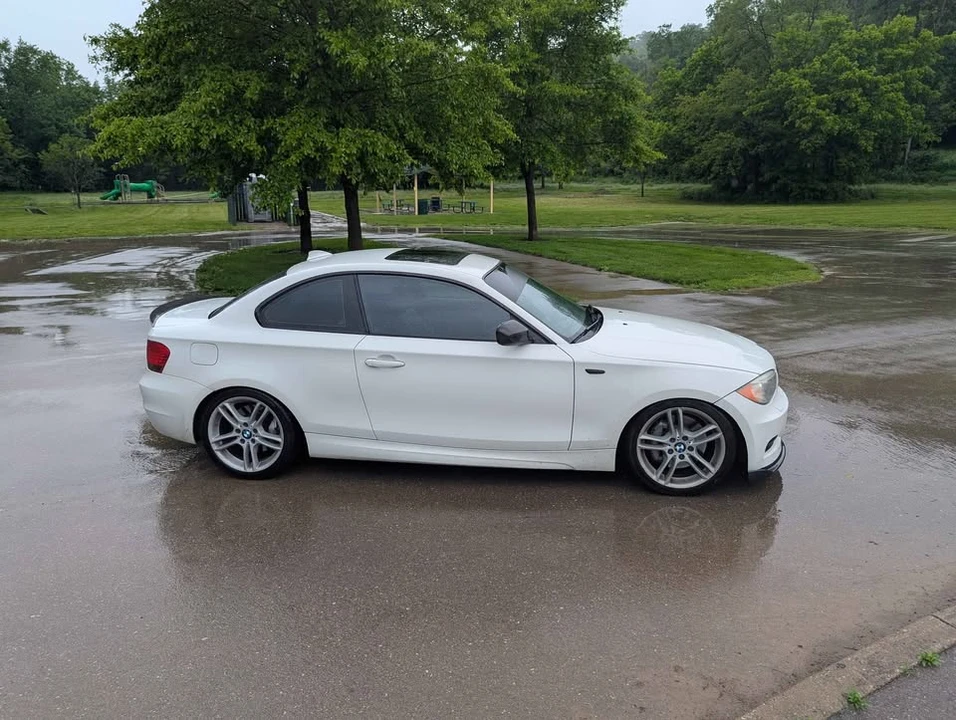 2012 BMW E82 135i & 135is - Image 8 of 9
