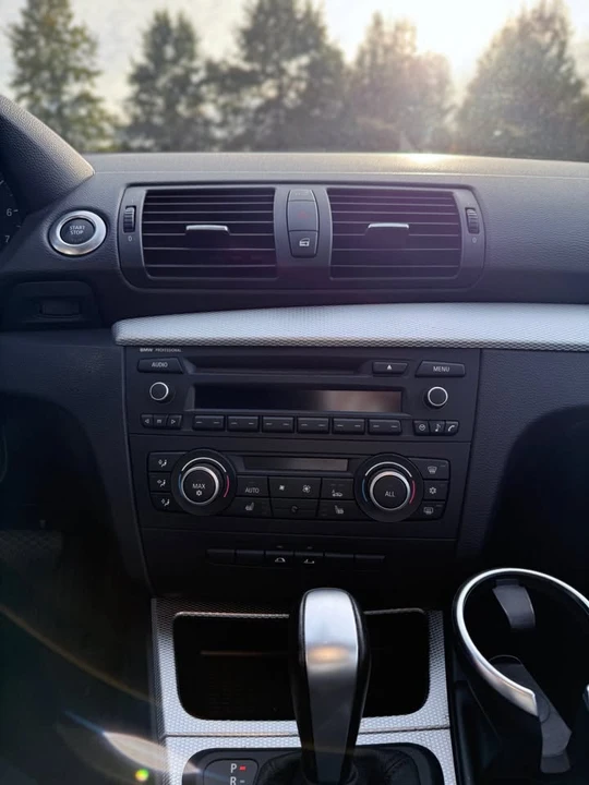 2012 BMW E81/E82/E88 1 Series - Image 8 of 13