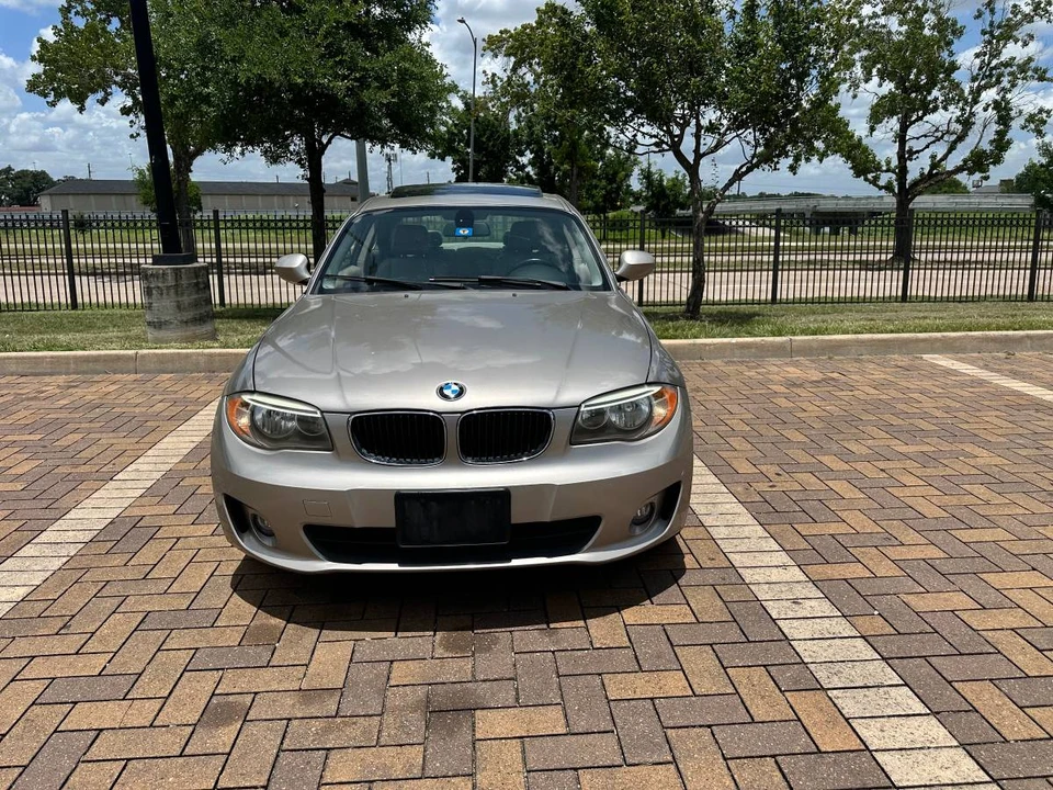 2012 BMW E81/E82/E88 1 Series - Image 8 of 17