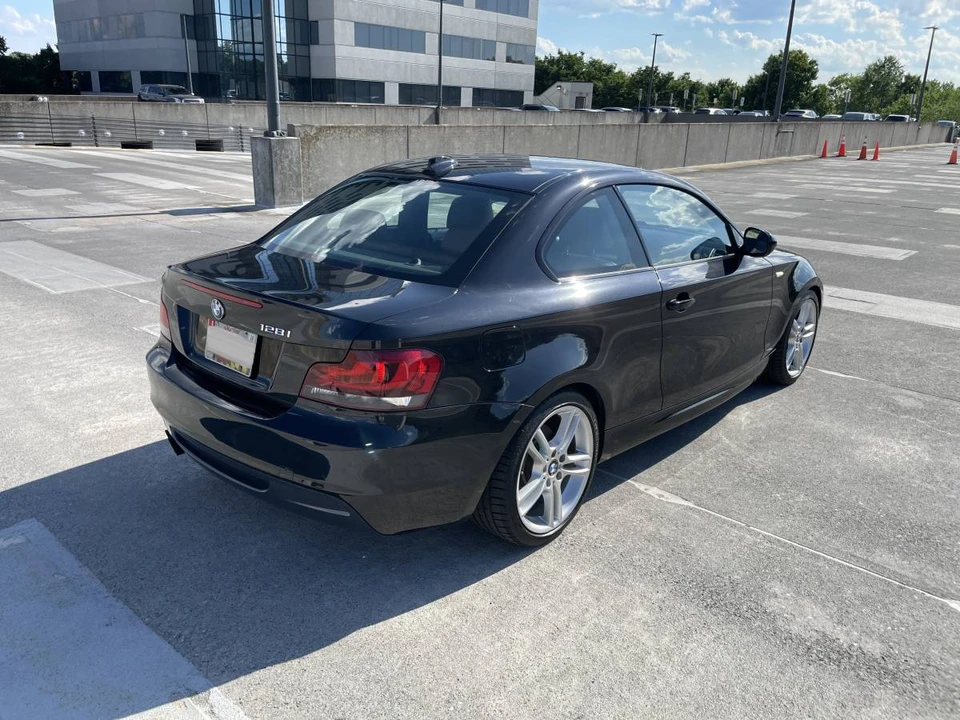 2012 BMW E81/E82/E88 1 Series - Image 6 of 20