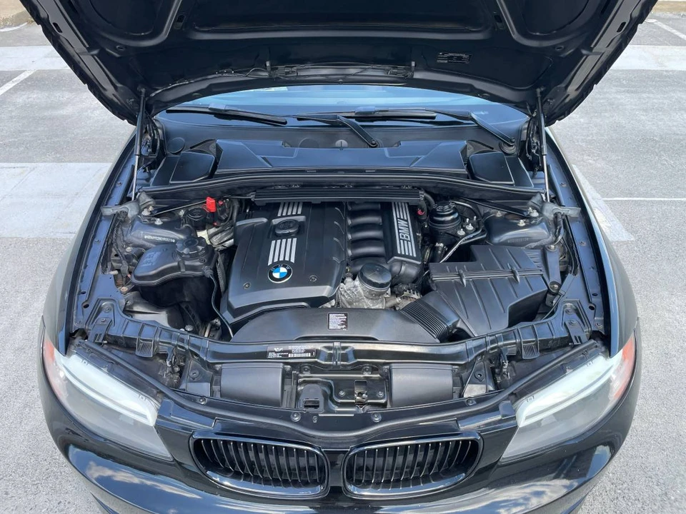 2012 BMW E81/E82/E88 1 Series - Image 9 of 20