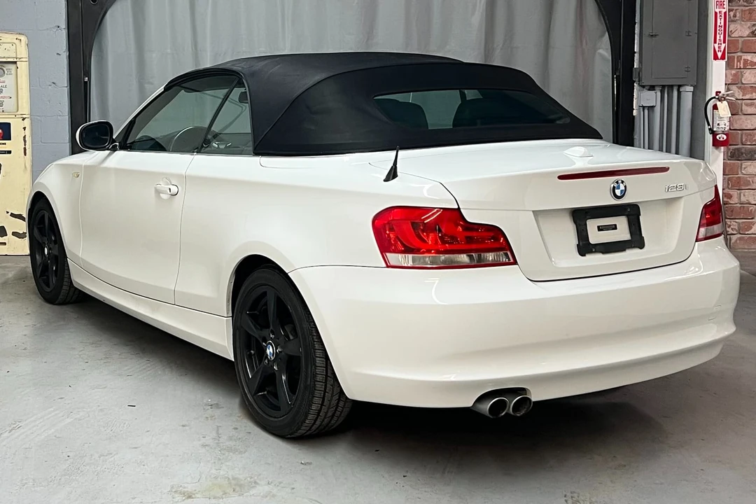 2012 BMW E81/E82/E88 1 Series - Image 12 of 31